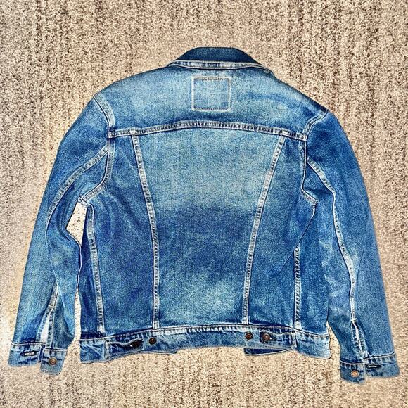 Levi's Levi Strauss Men's Blue Denim Wash Trucker Jacket in Blue Size Medium - Picture 6 of 13